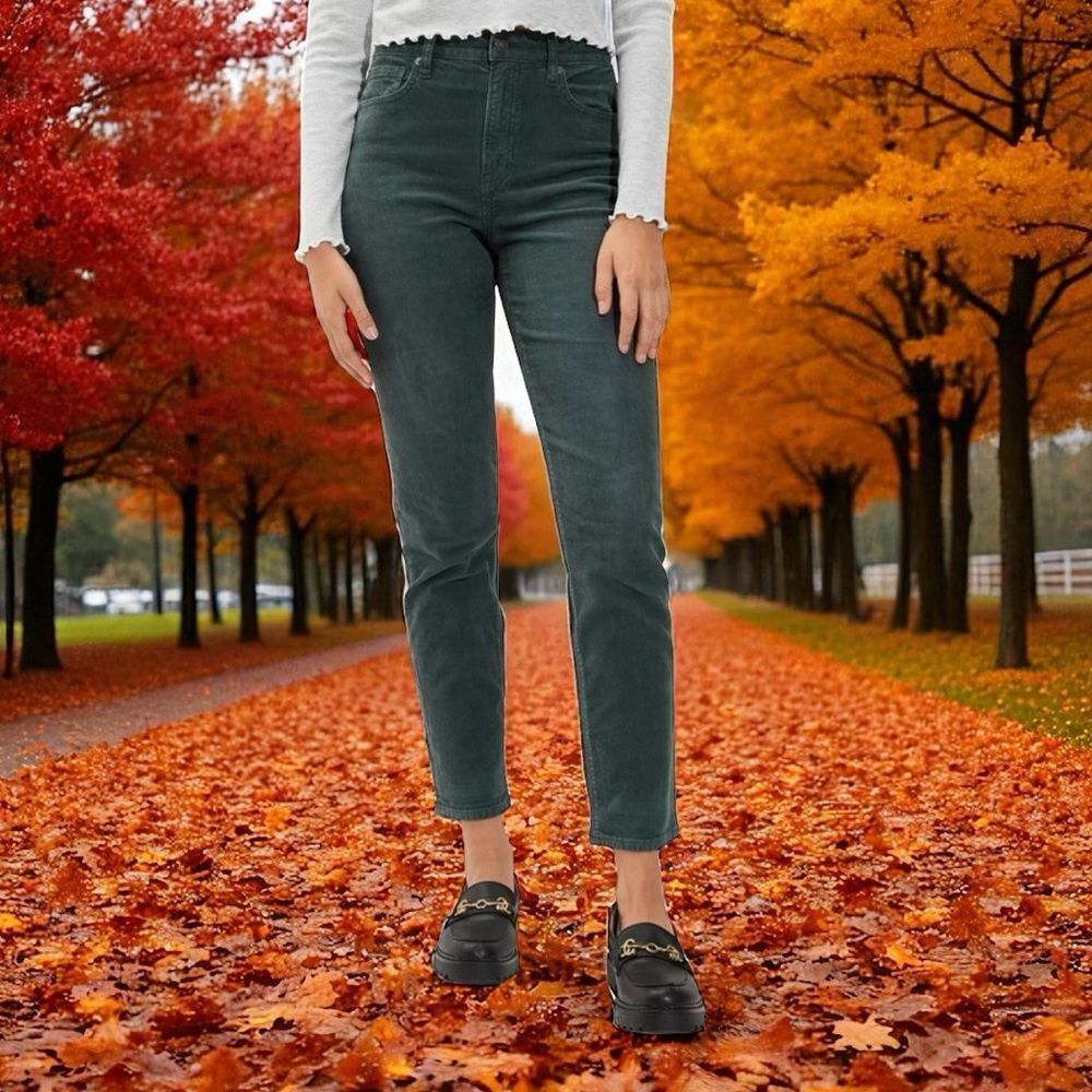 Sz 0 American Eagle Mom Straight Jean Corduroy Fall Green Stretch Pants